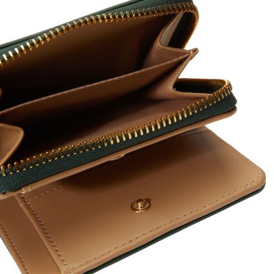 THE ESSENTIAL SMALL WALLET